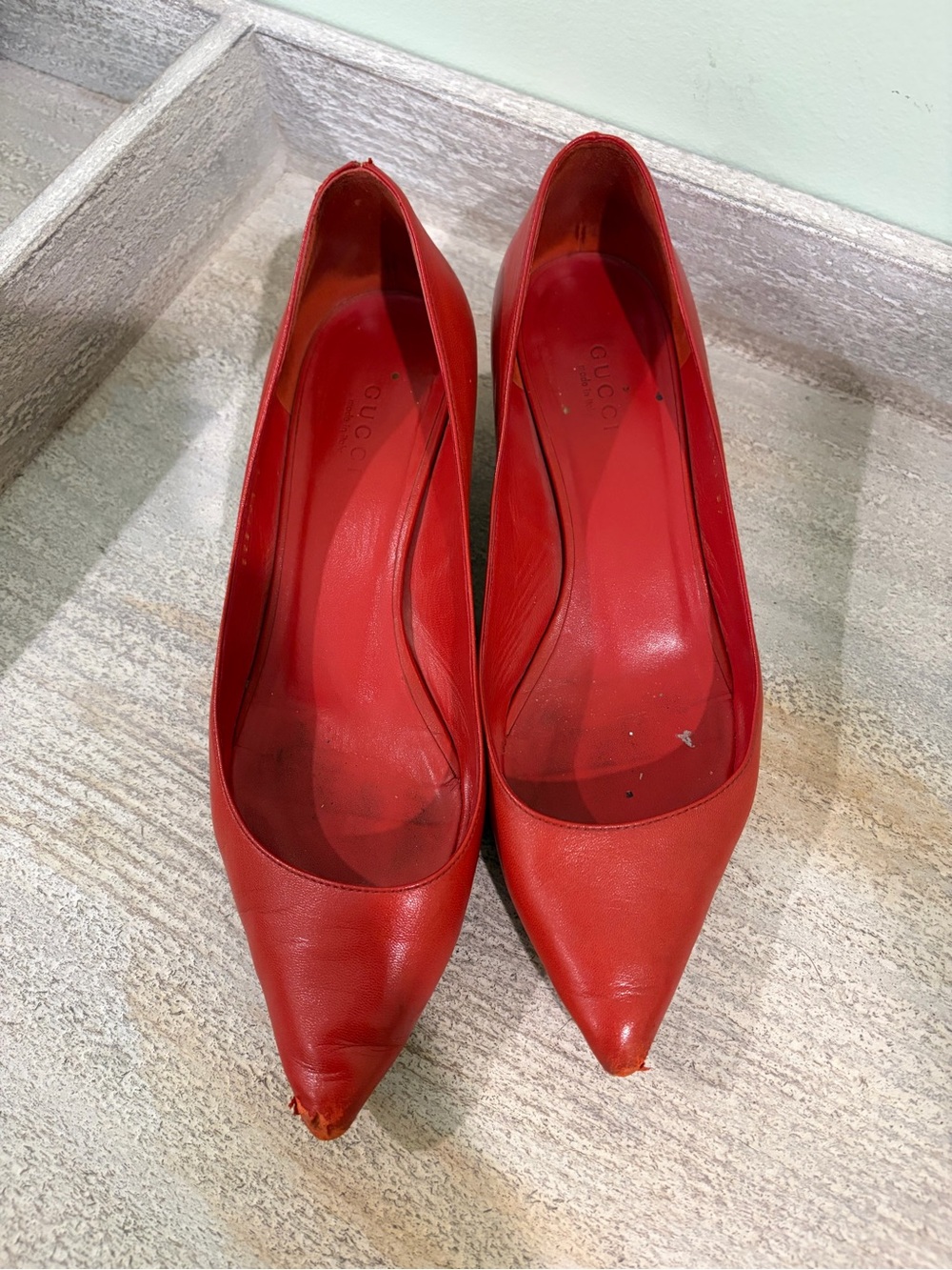Gucci Red-Orange Leather Pointed-Toe Kitten Heel Flats - Picture 6 of 7